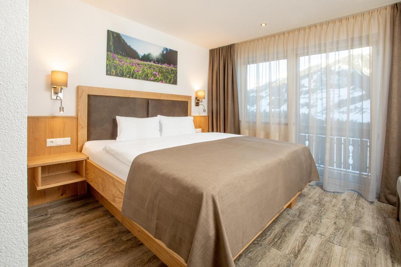 Olympia Privathotel Garni Sankt Jakob in Defereggen Exterior foto
